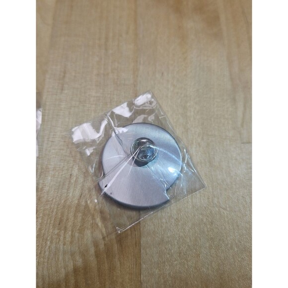 Hard Rock Cafe Montego Bay Key Chain & Pin - Picture 4 of 7